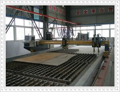 洒水车罐体封装机器